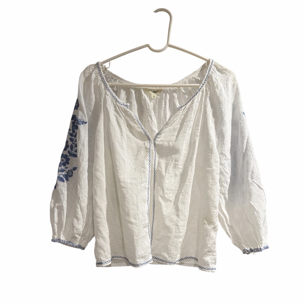 Max Studio White Peasant Blouse with Blue Embroidery. Pre Loved